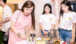 央视爆料冰淇淋女孩视频