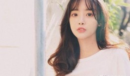 抖音网红艺朵朵吃瓜,揭秘娱乐圈幕后故事